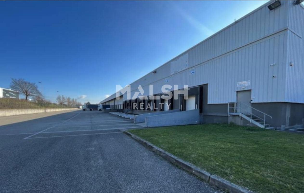 Industriel/Logistique dans Saint-Quentin-Fallavier à vendre Photo de l’immeuble– Image 1 sur 8