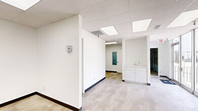 3404-3556 Yale St, Houston, TX à louer Numérisation 3D Matterport– Image 1 sur 10