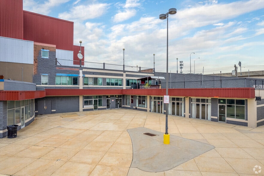 1400 S Columbus Blvd, Philadelphia, PA à louer - Photo de l’immeuble – Image 2 sur 6