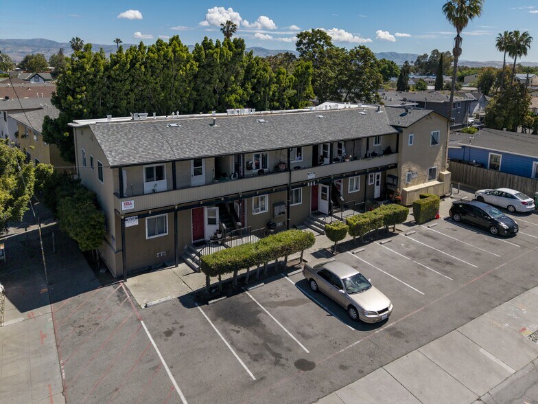 804 S Almaden Ave, San Jose, CA à vendre - Photo de l’immeuble – Image 3 sur 13