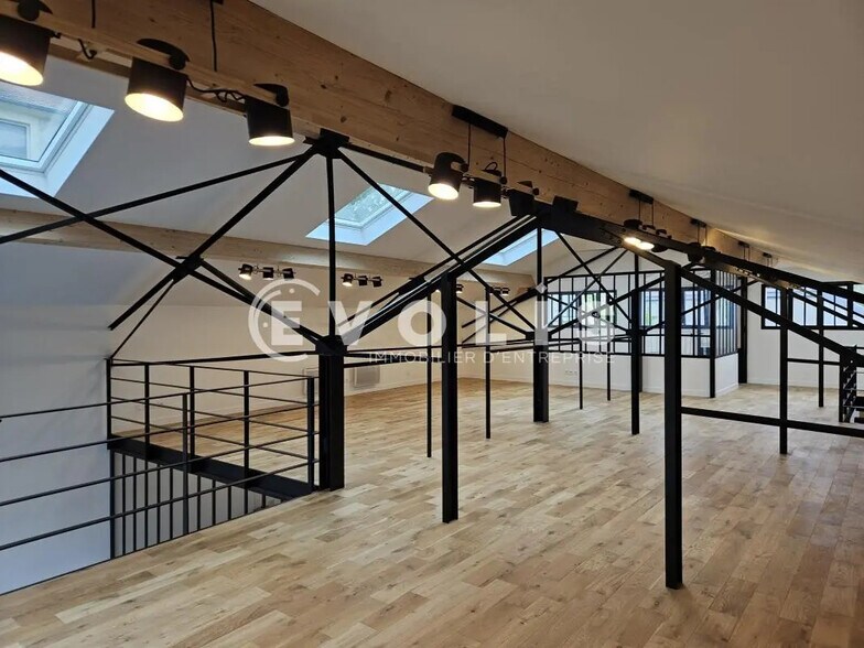 Bureau dans Arcueil à louer - Photo de l’immeuble – Image 1 sur 24