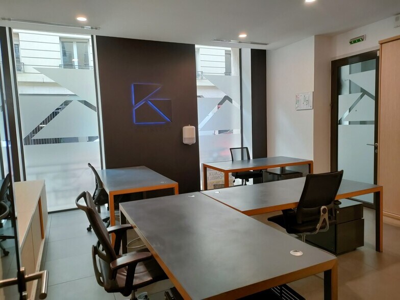 Bureau dans Bordeaux à louer - Photo de l’immeuble – Image 3 sur 7