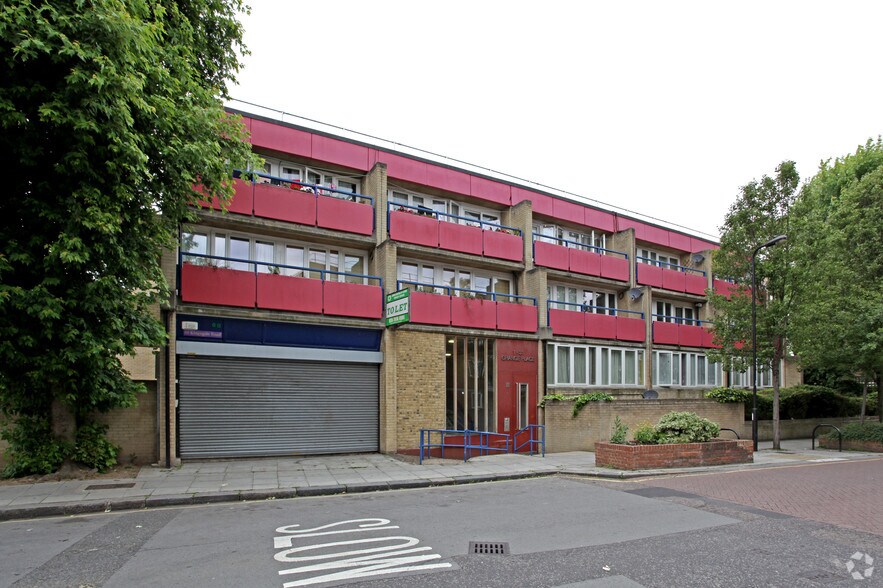 68 Kingsgate Rd, Londres à louer - Photo principale – Image 1 sur 1