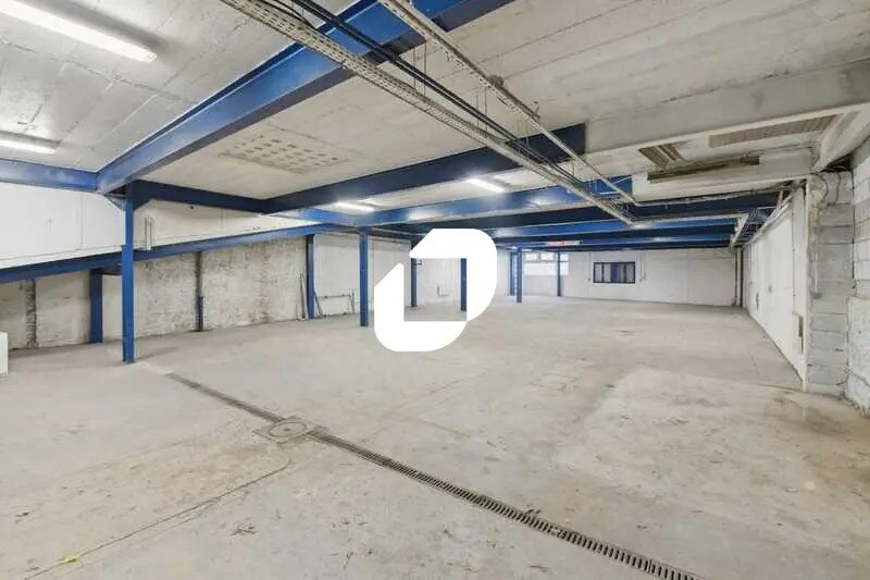 Local d'activités dans Gentilly à vendre - Photo intérieure – Image 2 sur 9