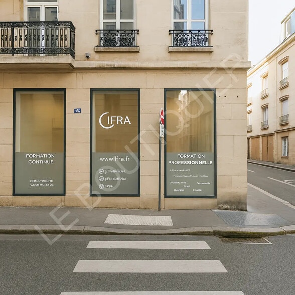 Local commercial dans  à vendre - Photo de l’immeuble – Image 1 sur 2
