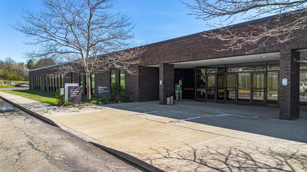 1300 Old Plank Rd, Mayfield, PA à vendre - Photo de l’immeuble – Image 2 sur 47