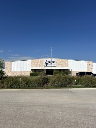Plus de détails pour 9300 Southwest Dr, Fort Worth, TX - Industriel/Logistique à louer
