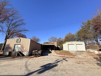 Plus de détails pour 2230 Lithonia Industrial Blvd, Lithonia, GA - Local d’activités à vendre