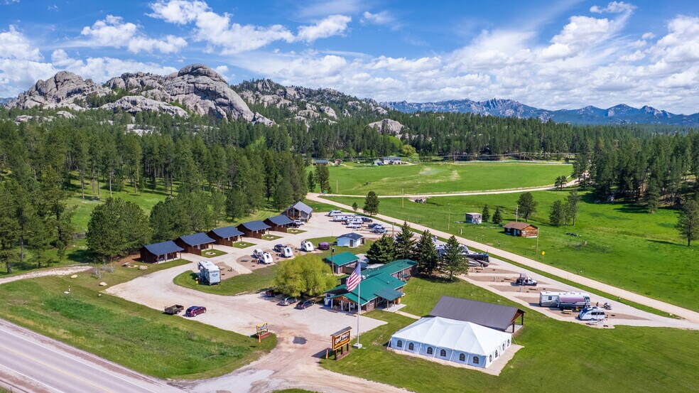 12598 Highway 16a, Custer, SD à vendre - Aérien – Image 3 sur 37
