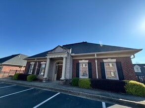 420 The Parkway, Greer, SC à louer Photo intérieure– Image 2 sur 6