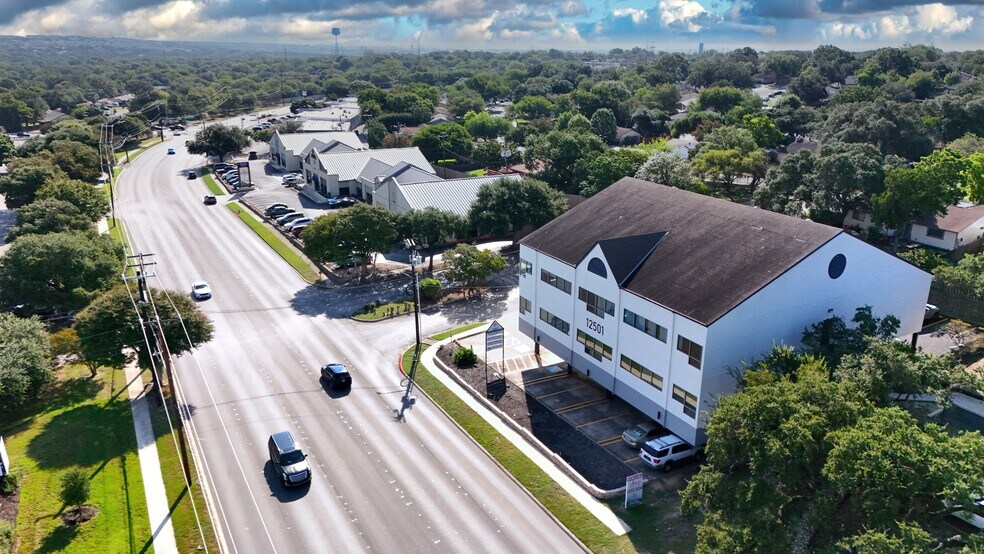 12501 Judson Rd, San Antonio, TX à louer - Photo de l’immeuble – Image 2 sur 22