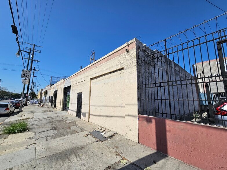 3011 S Main St, Los Angeles, CA à vendre - Photo principale – Image 1 sur 7
