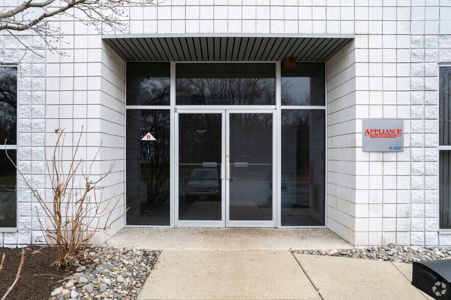730 Veterans Dr, Bridgeport, NJ à louer - Photo de l’immeuble – Image 3 sur 4