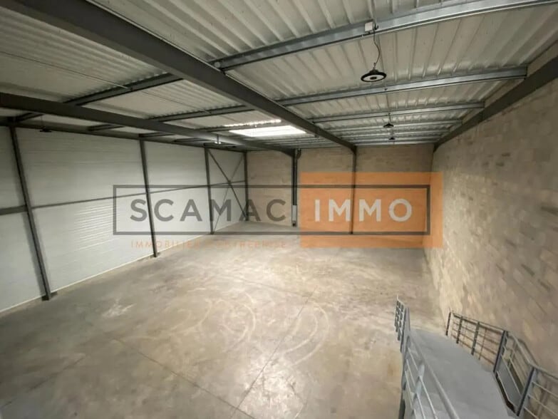 Bureau dans Aulnay-sous-Bois à louer - Photo intérieure – Image 3 sur 7