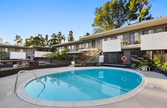 Plus de détails pour 200 S Avenue 59, Los Angeles, CA - Logement à vendre