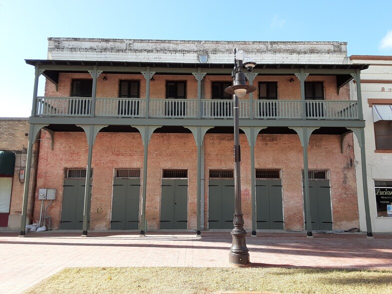 1115 E Washington St, Brownsville, TX à louer - Photo de l’immeuble – Image 3 sur 12