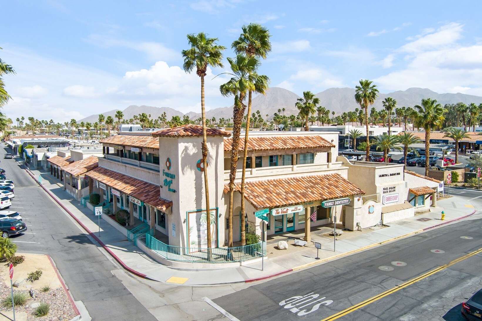 73625 Highway 111, Palm Desert, CA à vendre Photo de l’immeuble– Image 1 sur 11