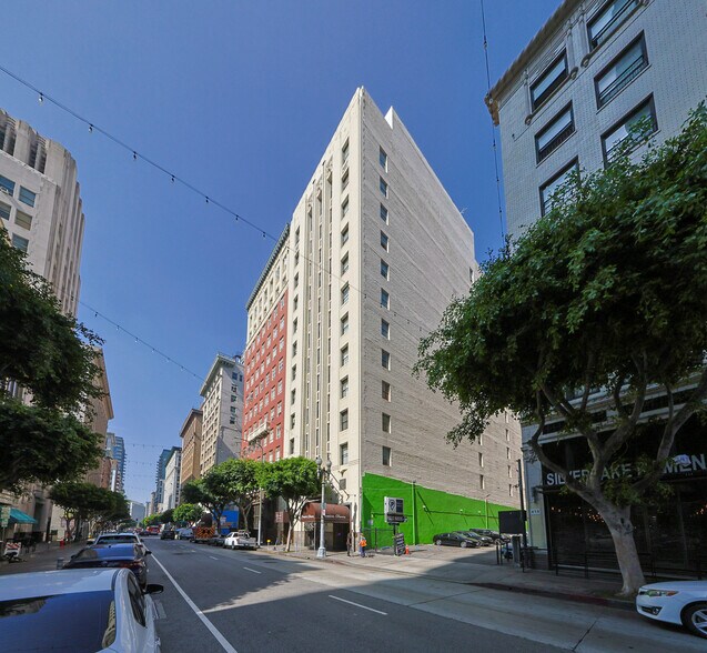 621 S Spring St, Los Angeles, CA à vendre - Photo de l’immeuble – Image 3 sur 30