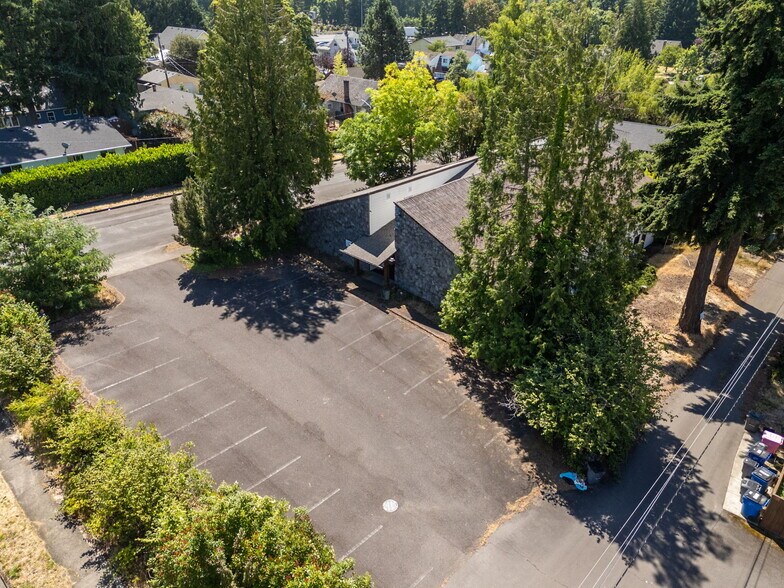 717 E 22nd St, Vancouver, WA à vendre - Photo de l’immeuble – Image 2 sur 5