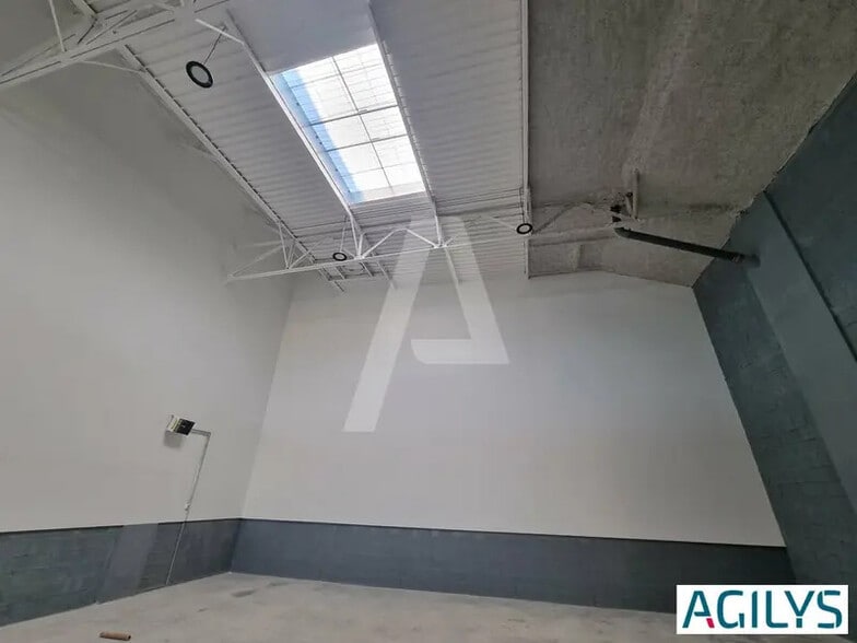 269 Rue Du Maréchal Juin, Vaux-le-Pénil à louer - Photo intérieure – Image 1 sur 15
