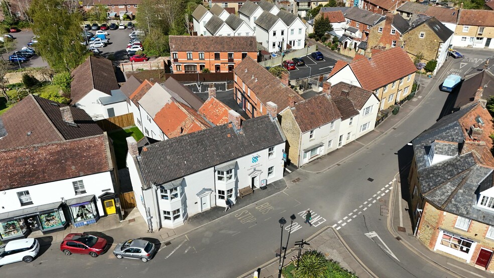 The Triangle, Castle Cary à vendre - Photo de l’immeuble – Image 2 sur 12