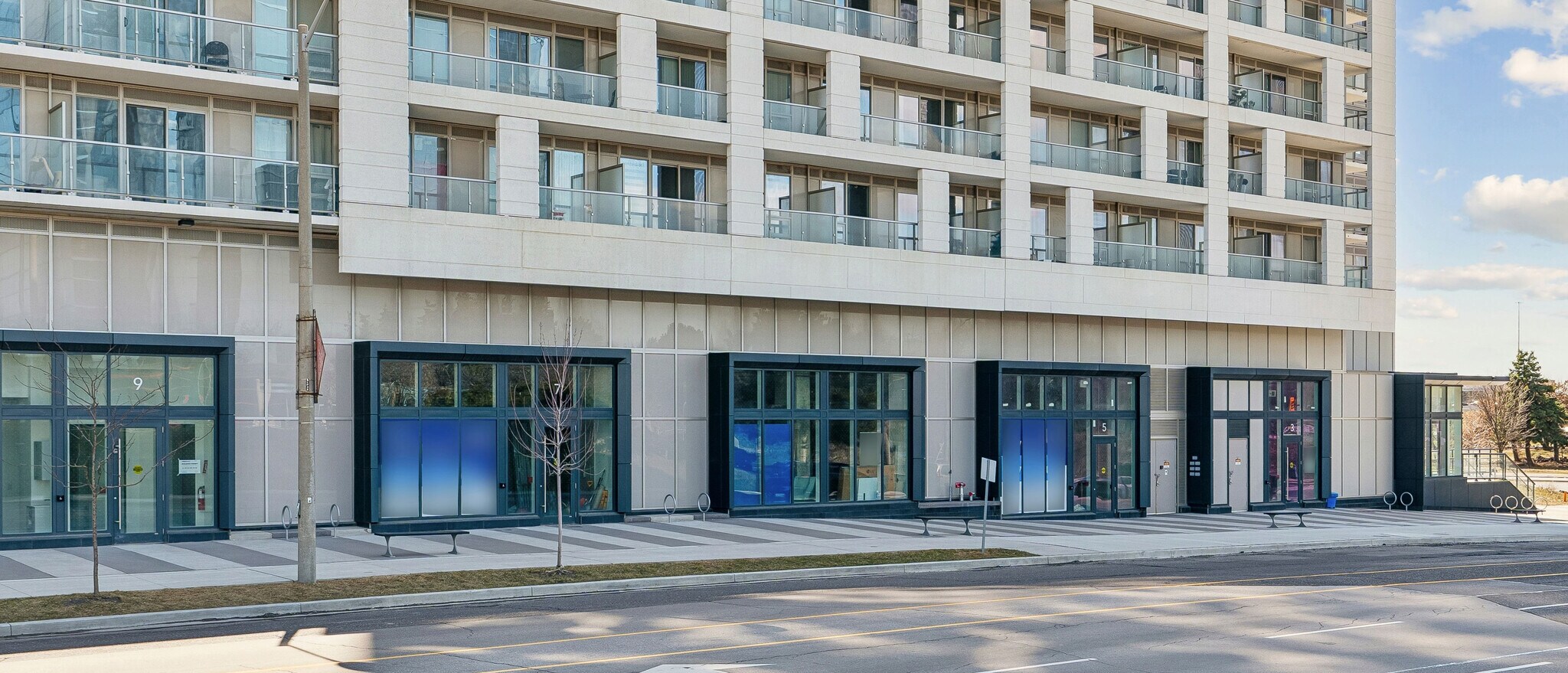2035 Kennedy Rd, Toronto, ON à louer Photo de l’immeuble– Image 1 sur 5