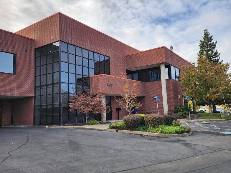 6518 Antelope Rd, Citrus Heights, CA à vendre - Photo de l’immeuble – Image 2 sur 4