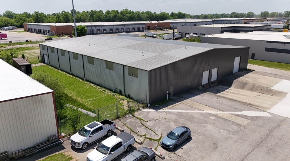 2523 Creekway Dr, Columbus, OH à louer - Photo de l’immeuble – Image 3 sur 22