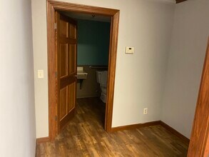 2259 Whipple Ave NW, Canton, OH à louer Photo de l’immeuble– Image 2 sur 5