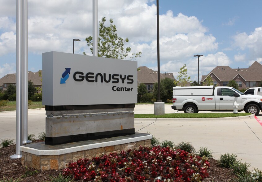 209 State Highway 121 Byp, Lewisville, TX à louer - Photo de l’immeuble – Image 2 sur 14