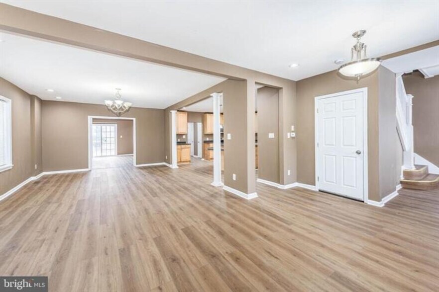 4021 Barrington Rd, Baltimore, MD à vendre - Photo de l’immeuble – Image 2 sur 50