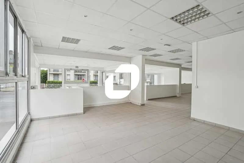 Bureau dans Palaiseau à louer - Photo intérieure – Image 2 sur 14