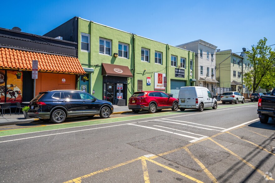 170 McWhorter St, Newark, NJ à vendre - Photo principale – Image 2 sur 7