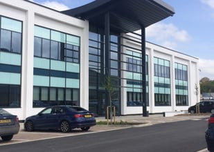 Cambridge Rd, Cambridge à louer Photo de l’immeuble– Image 2 sur 9