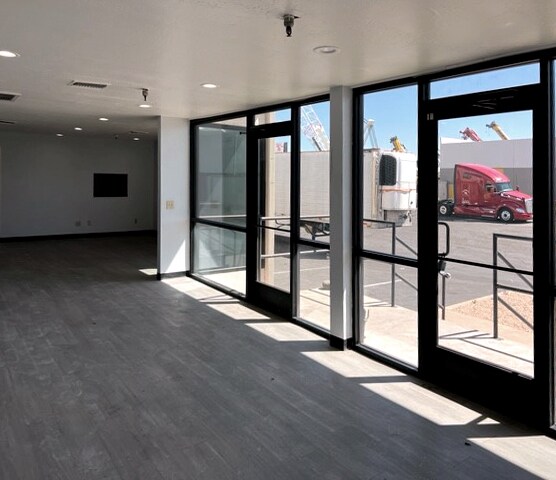 34 N 45th Ave, Phoenix, AZ à louer - Photo de l’immeuble – Image 3 sur 22