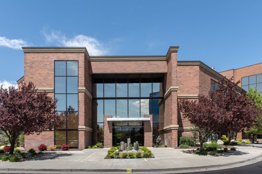 5296 S Commerce Dr, Murray, UT à louer - Photo de l’immeuble – Image 1 sur 5