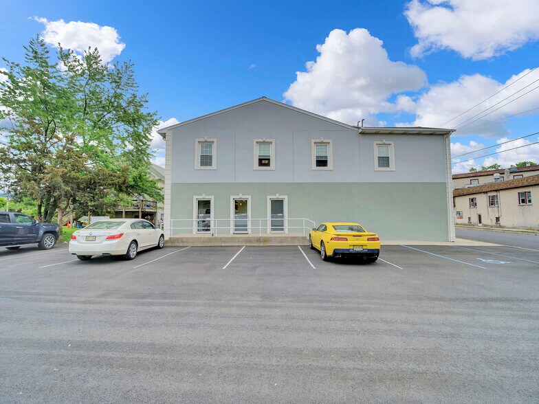 1110 Hamilton Blvd, South Plainfield, NJ à louer - Photo de l’immeuble – Image 3 sur 12
