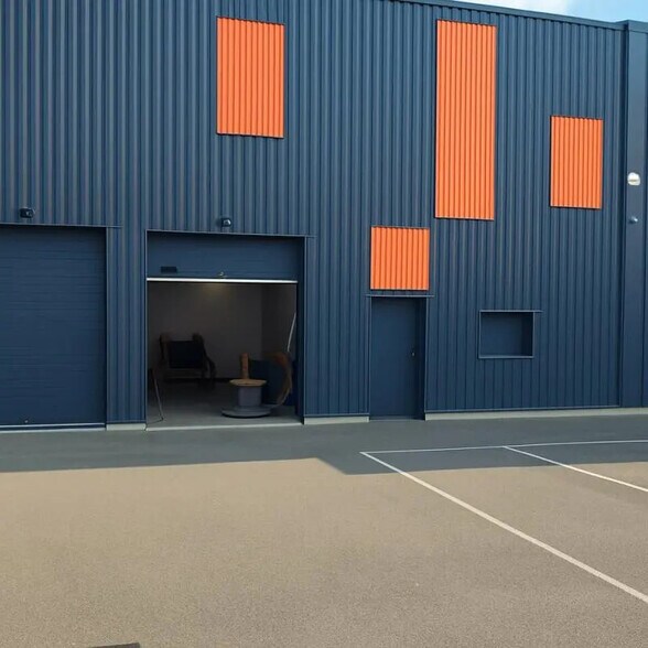 Local d'activités dans Vaulx-Milieu à vendre - Photo de l’immeuble – Image 1 sur 9