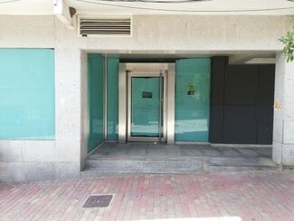 Plus de détails pour Local commercial à louer