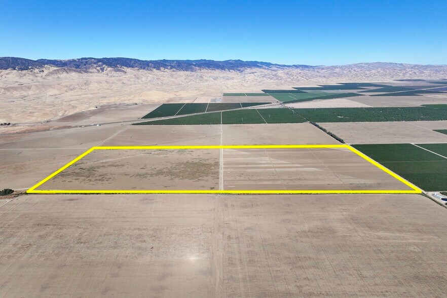 Cadillac Avenue, Coalinga, CA à vendre - Photo de l’immeuble – Image 2 sur 12