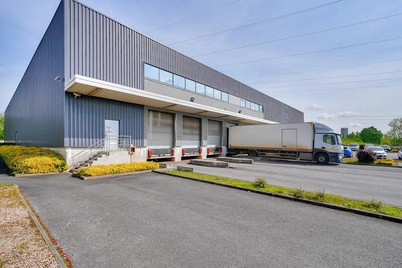 Industriel/Logistique dans Villeparisis à louer - Photo de l’immeuble – Image 2 sur 14