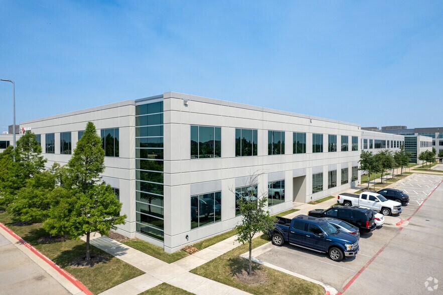 13620 Ranch Road 620 N, Austin, TX à louer - Photo de l’immeuble – Image 3 sur 5