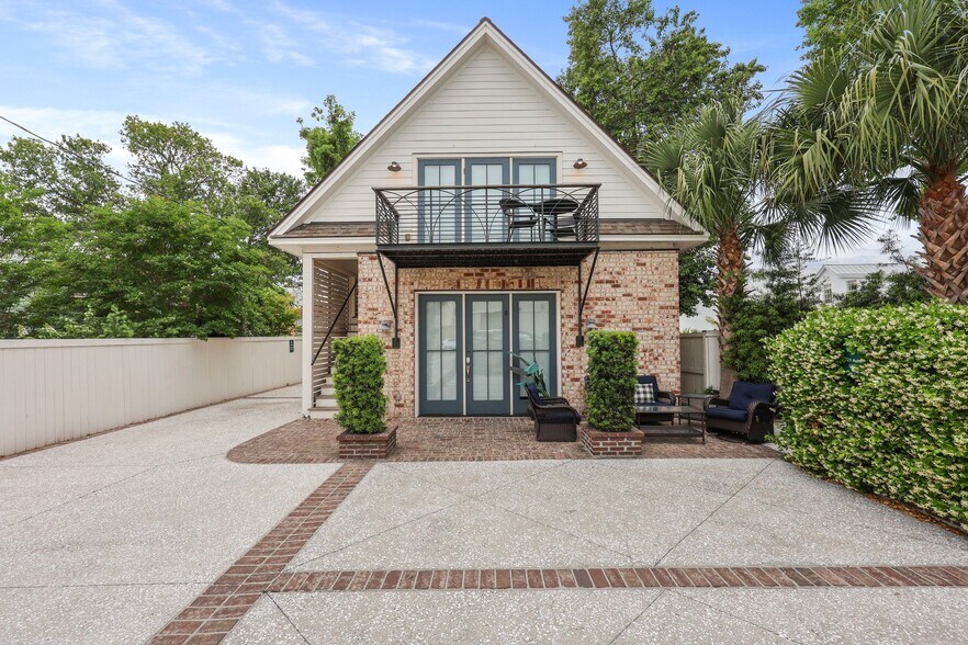 221 Ashley Ave, Charleston, SC à vendre - Photo de l’immeuble – Image 2 sur 81