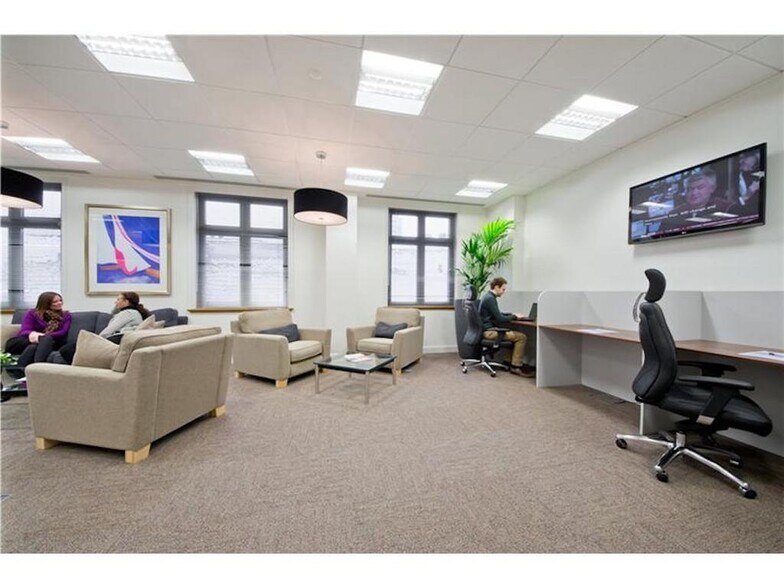 3 Brindley Pl, Birmingham à louer - Photo de l’immeuble – Image 3 sur 26