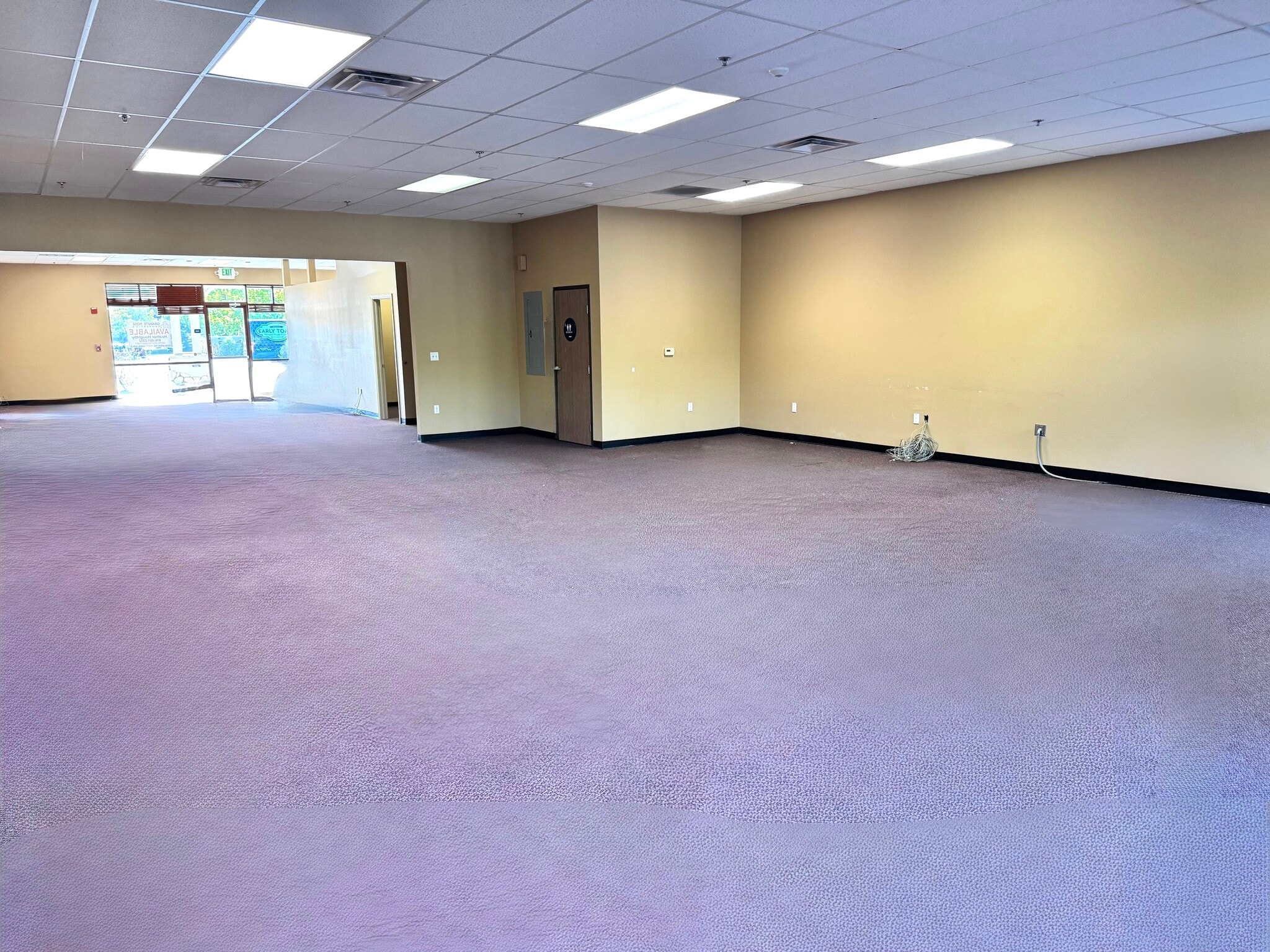 8445 Sierra College Blvd, Roseville, CA à louer Photo intérieure– Image 1 sur 3