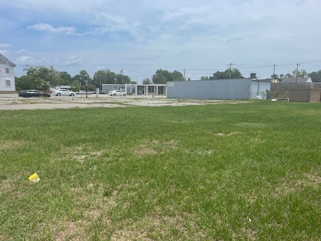 201 E, Elizabethtown, NC à vendre - Photo de l’immeuble – Image 2 sur 7