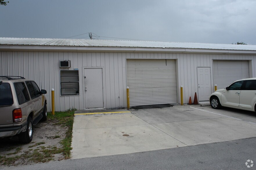 3339 SW 42nd Ave, Palm City, FL à vendre - Photo de l’immeuble – Image 3 sur 3