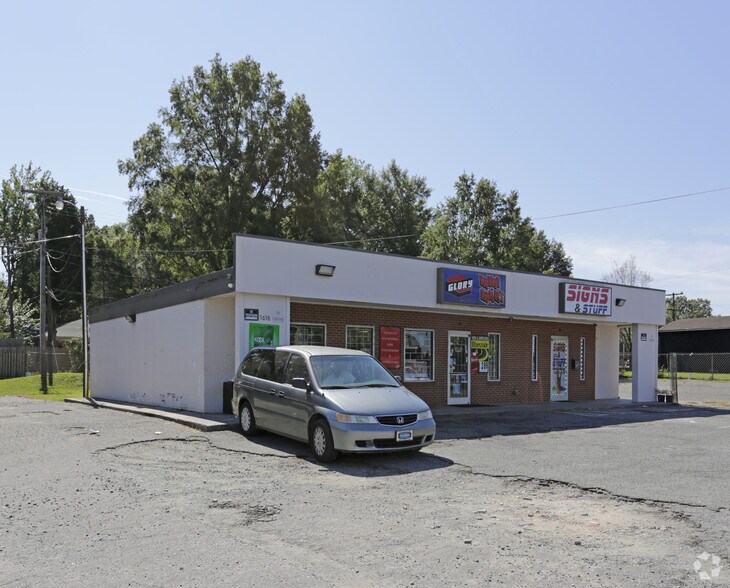1616 N Graham St, Charlotte, NC à louer - Photo principale – Image 2 sur 3