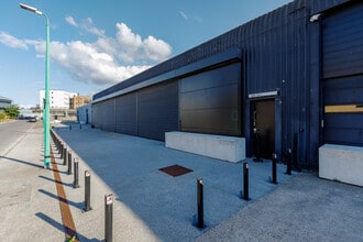 1 Browns Ln, Londres à louer Photo de l’immeuble– Image 2 sur 8