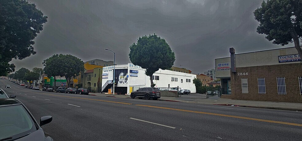 2836 W 8th St, Los Angeles, CA à vendre - Photo de l’immeuble – Image 2 sur 11
